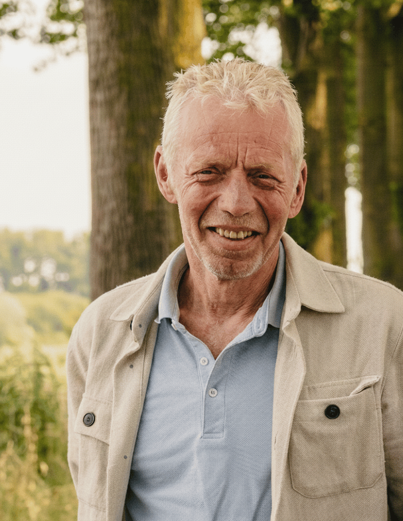 Eerlijkheid is de sleutel. Krijg praktische handvatten en Bijbelse principes om triggers en verlies aan te gaan. Uw verslavingscoach voor een volledig hersteld leven.